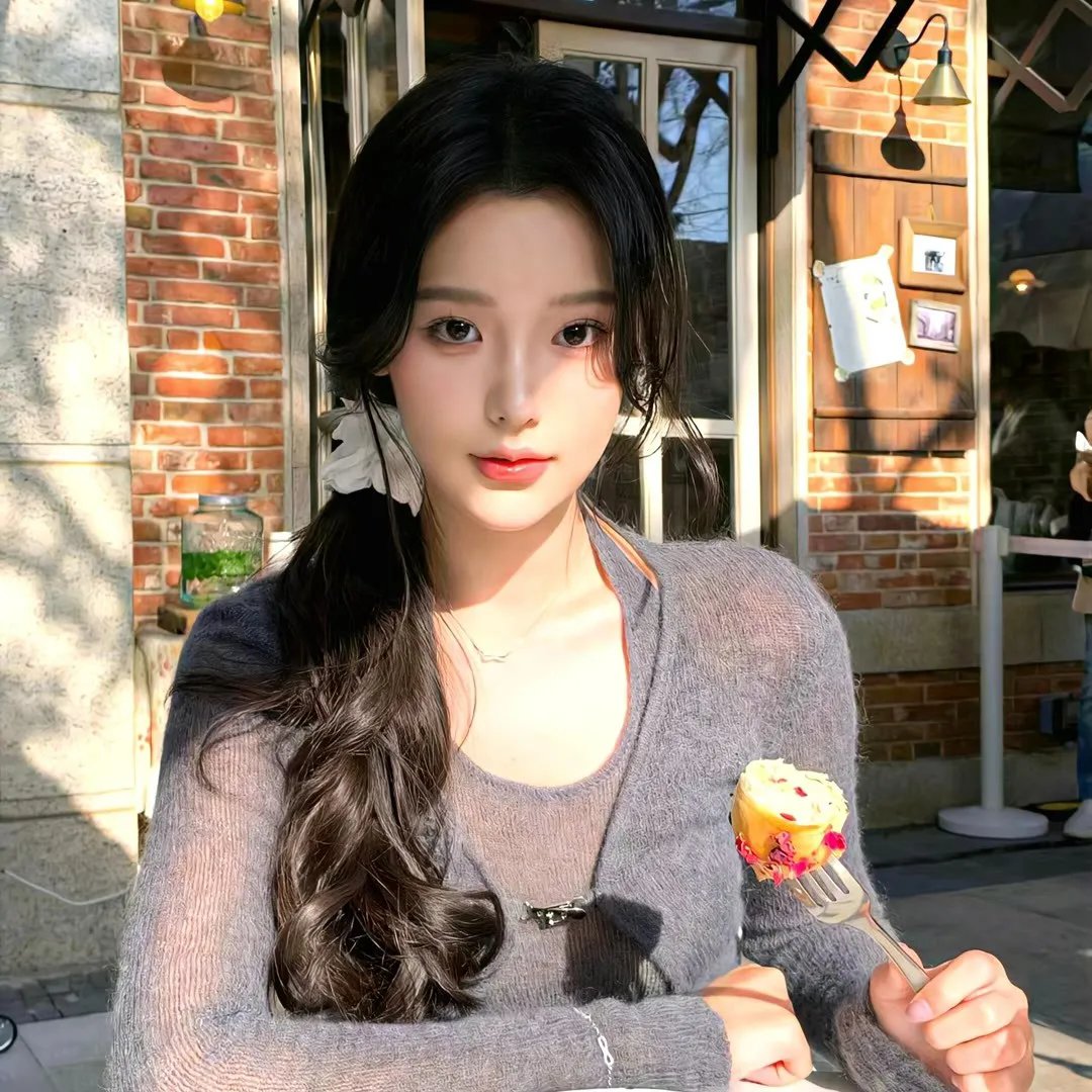 女魔